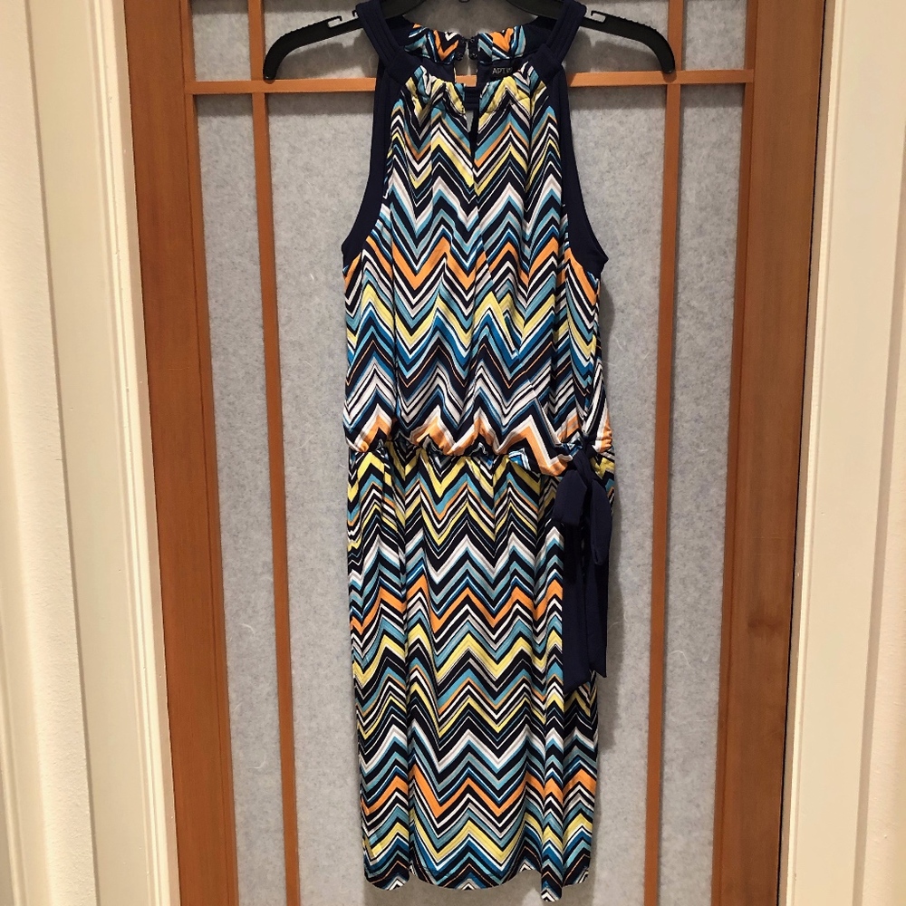 Chevron Print Sleeveless Dress - Picture 2 of 4